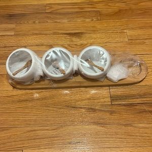 Condiment Containers